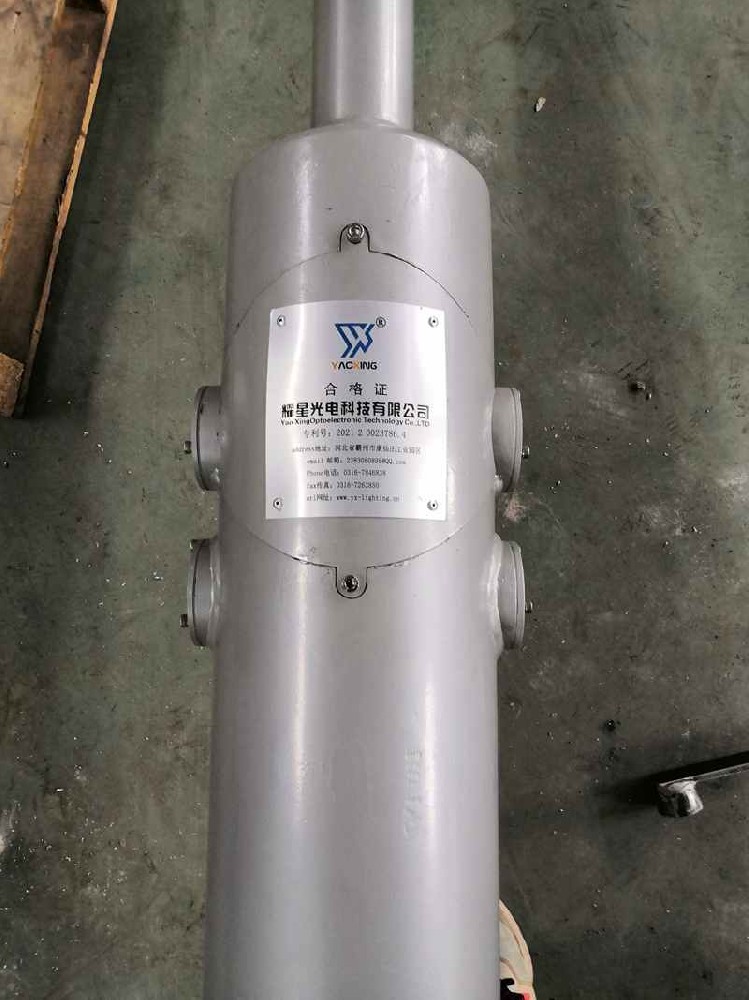 8.5米可傾式路燈桿